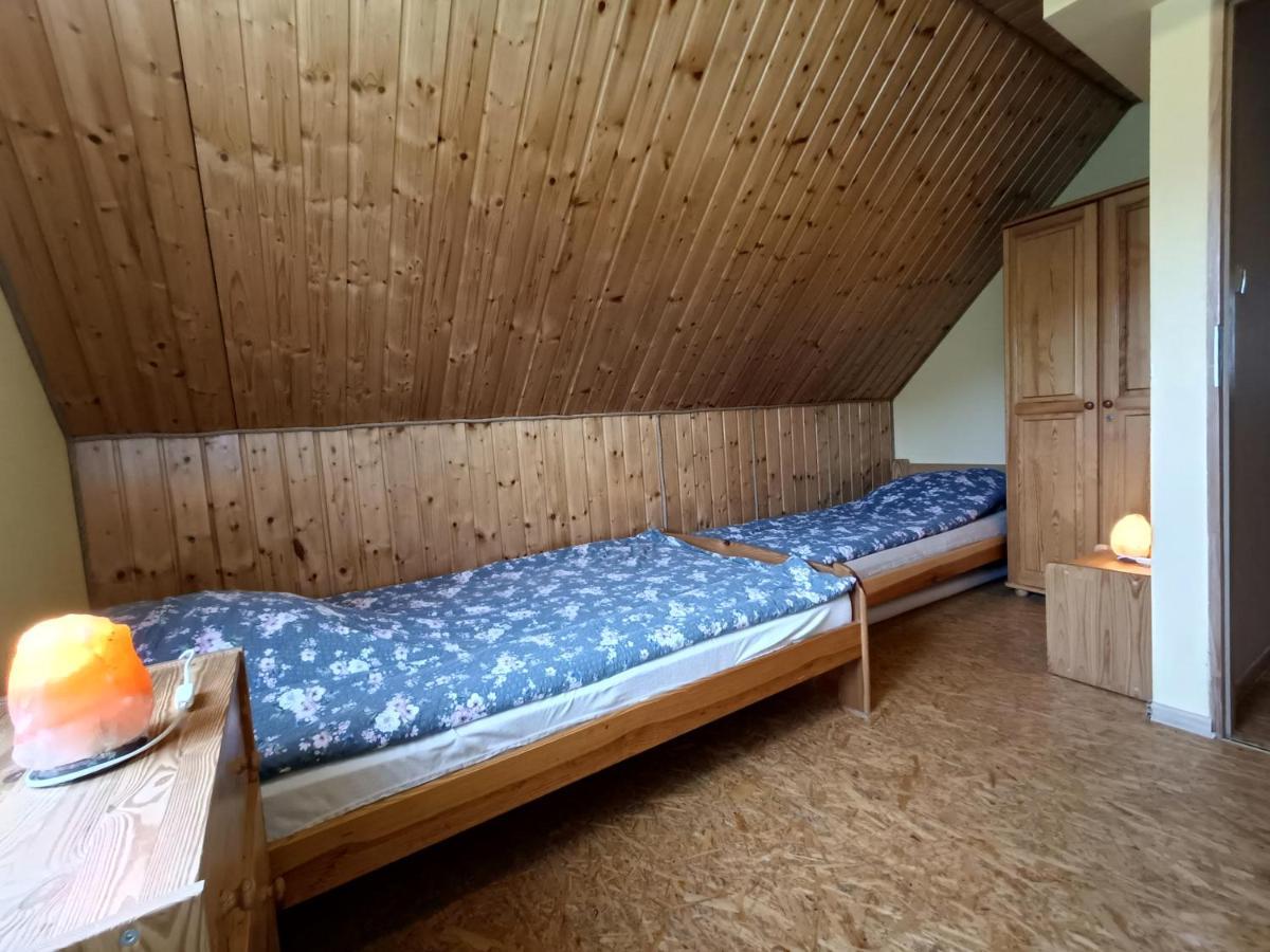 Pod Klonem Z Balia I Sauna ลูบาฟกา ภายนอก รูปภาพ