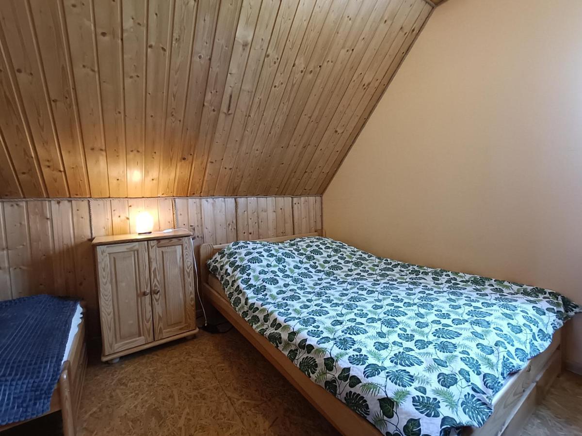 Pod Klonem Z Balia I Sauna ลูบาฟกา ภายนอก รูปภาพ