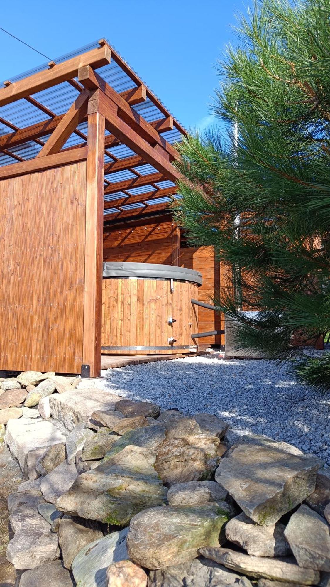 Pod Klonem Z Balia I Sauna ลูบาฟกา ภายนอก รูปภาพ
